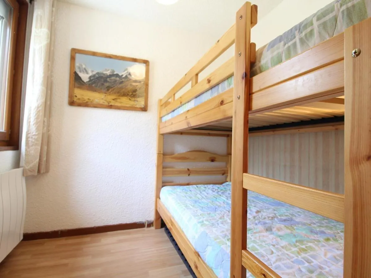 Appartement Pour 6 Personnes Au Pied Des Pistes A Val Cenis Lanslevillard - Fr-1-508-264 0*,